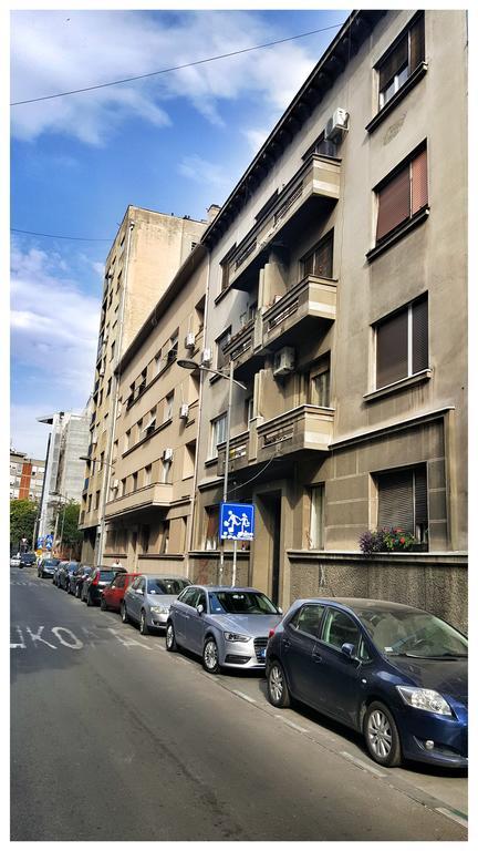Apartment Cherry Queen Belgrad Exteriör bild