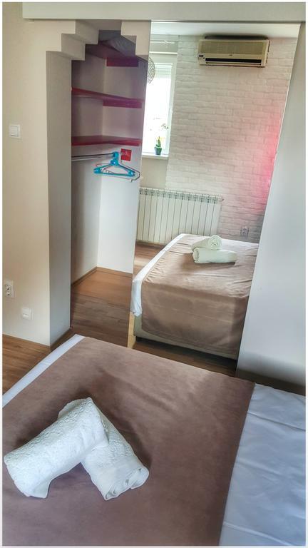 Apartment Cherry Queen Belgrad Exteriör bild